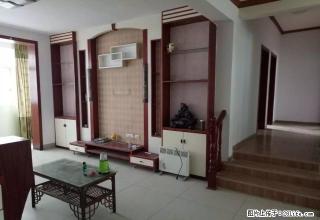 适合一家三代居住的优雅小区，漫步二楼 - 河池28生活网 hc.28life.net